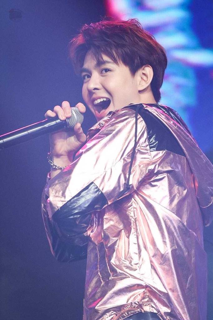 Moonpie_ps's tweet photo. May you keep in good health and good spirit both on your birthday and all through the year.Hope your birthday is happy and your wishes all come true.
cr：logo-PerthSaintChinese
#22ndSaintStillBeYourBoy https://t.co/0m24fgiYTd