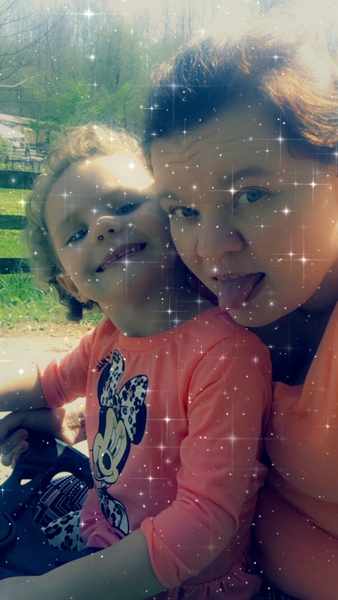 Crystal66419658's tweet photo. Happy birthday to my baby girl she’s turning 4 https://t.co/0jAno3Klx8