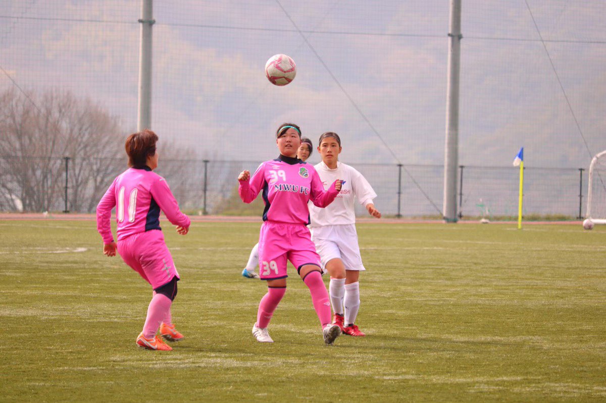 武庫川女子大学サッカー部 3回生 背番号39 渡邉薫 萌え袖で可愛さアピールしてますか 武庫川女子大学サッカー部 3回生 背番号39 渡邉薫 萌え袖で可愛さアピールしてますか