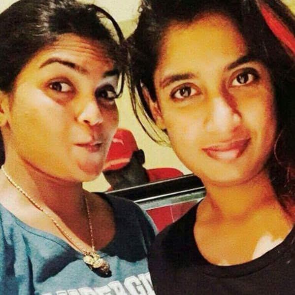 MithaliRaj03_fc's tweet photo. Random Pictures Of Our Queen Mithali Raj 💕

#Memories
#Old_Gold
@M_Raj03
#IndianCricket https://t.co/VikTZ20cot