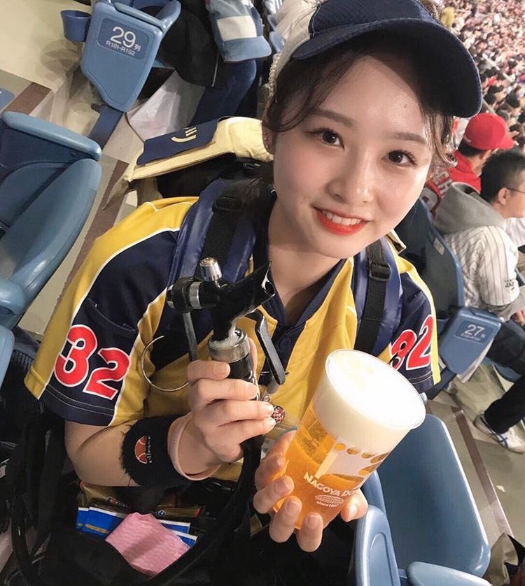 ビールの売り子 ビールの売り子