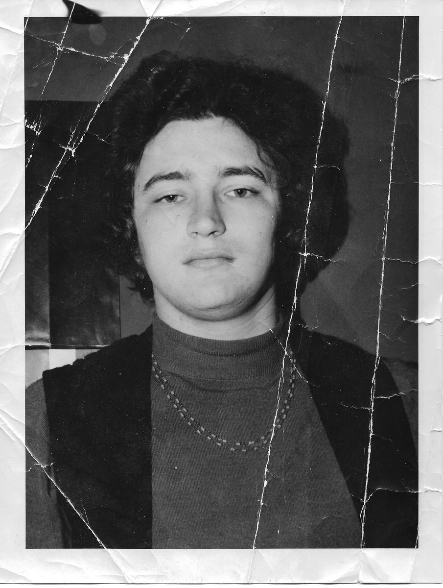 SimonJB285's tweet image. Me at 20 before audition at RSC!