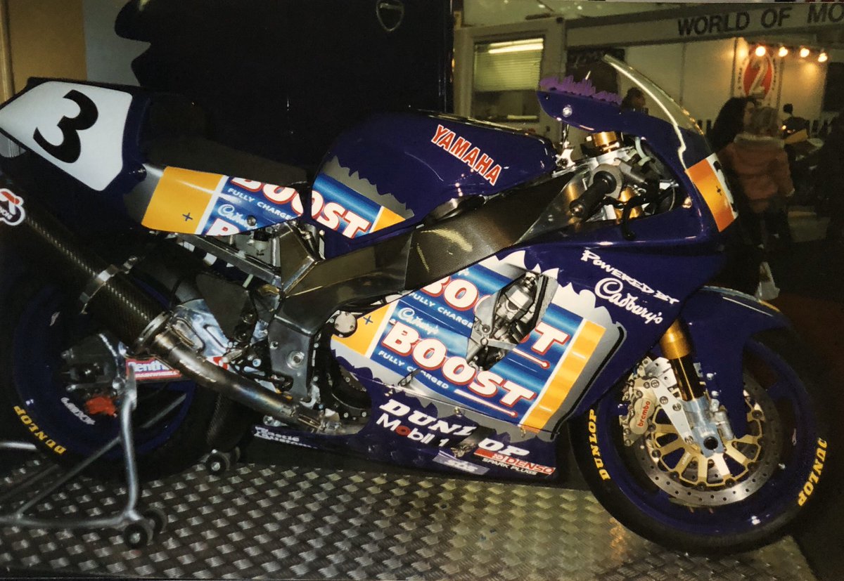 mdoubleya's tweet photo. Going through some old photographs ...... Found this @Jimwhit69 mighty fine looking bike that ! https://t.co/lQbQpe0Itd