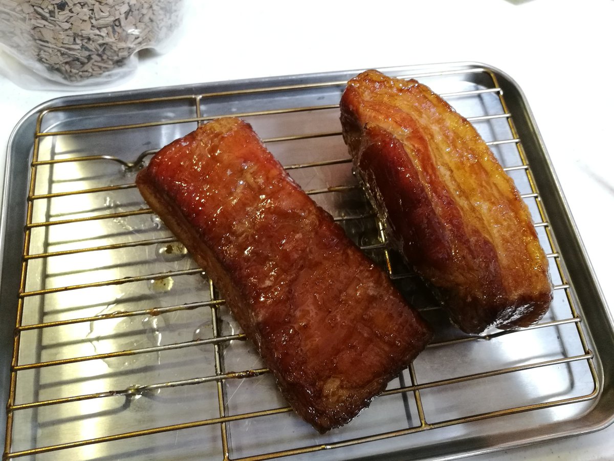 ダンボール燻製
