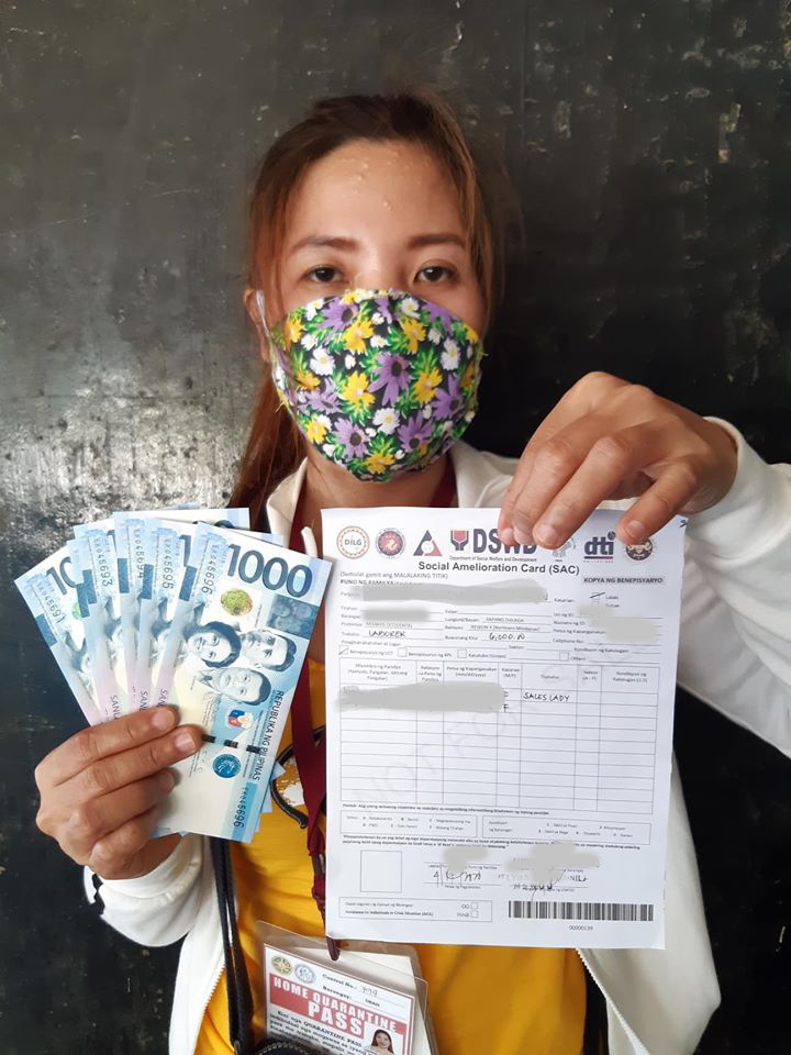 dswdfo10's tweet photo. Sugod na og payout alang sa mga anaa sa Listahanan database nga benepisaryo sa SAP.
Photos by MAT Sapang Dalaga.
#DSWDMayMalasakit
#DSWDKalingaAtPagmamahal
#covid19ph
#WeHealAsOne 
@dswdserves https://t.co/ncwvp8IHCG
