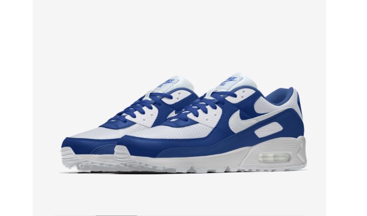 Ed_dunn's tweet photo. @nikelondon @Nike wouldn’t it be good if you commissioned these and all proceeds went to the @NHSuk #nike #nhs https://t.co/B3ZpOdQ0zP