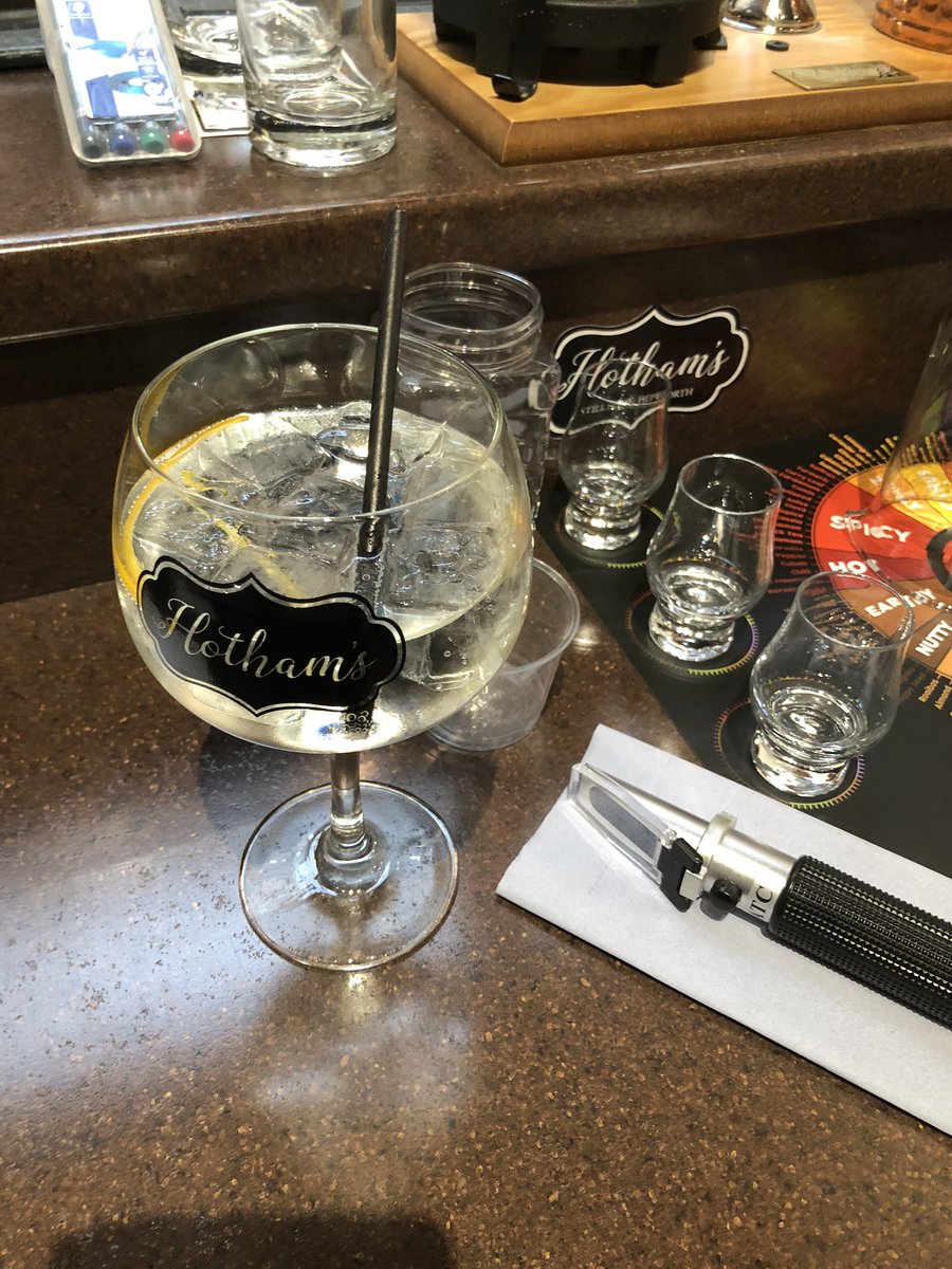 wild_julian's tweet photo. @HullGinSchool @VHEY_UK @HullBID @The_GinSociety @ThomasCookUK I can’t beat Cape Town but what the heck #Hothams is good wherever you are. Hurry back soon Emma &amp; Simon😋🍸 https://t.co/f3p24WeVYZ