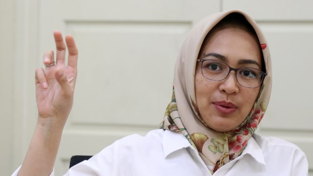 Wali Kota Tangerang Selatan (Tangsel) Airin Rachmi Diany mengatakan, ada tujuh titik check point yang didirikan di jalan raya selama Pembatasan Sosial Berskala Besar (PSBB) di Tangsel.

-A thread-