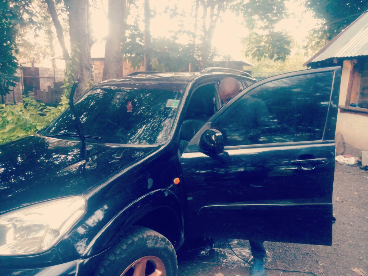 cartintingkenya's tweet photo. WEEKEND CAR TINTING 
Tint your car at comfort of your home. 
✅Best Quality
✅Life Time Warranty
✅Best Prices Guaranteed

Location: Umoja 
Whatsapp/call
0795631488

#uhurumustgo 
#BarakaZaMilele 
#UkaidiWaMagufuli 
#BringBackKTN 
Mutahi kagwe 
Tanzanias matatu 
#NewsGang https://t.co/DnYMDKRHxP