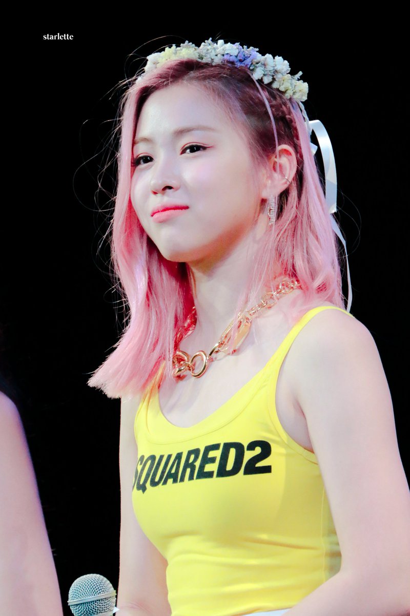 starlette_yn's tweet photo. 류진 생일 축하해🥳
Happy Birthday Ryujin💖

#ITZY #RYUJIN #류진 #HappyRyujinDay #NobodyLikeRYU #신류진_앞가림잘한지_20년 https://t.co/rj9m34hAcl