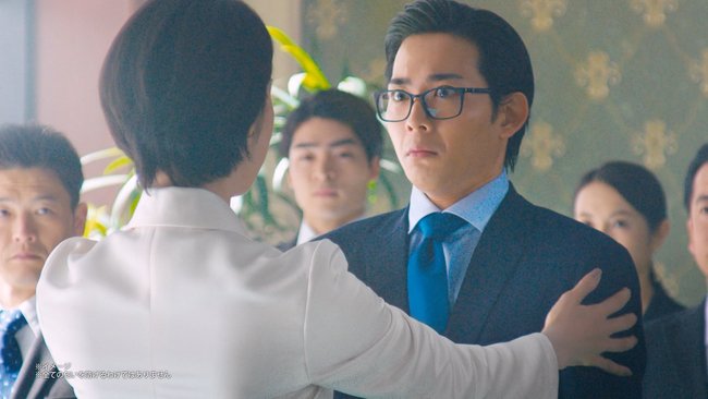 ぷうか どん兵衛のメガネの人竜星涼説は 明らかにcmのイメージがみんなに浸透してるということじゃないかしら 艸 ちょっとコアな人は木林さんもあるかもだけど ちょっと知ってるぐらいの人は消臭大臣の秘書のイメージなんだろうなー 艸 でも