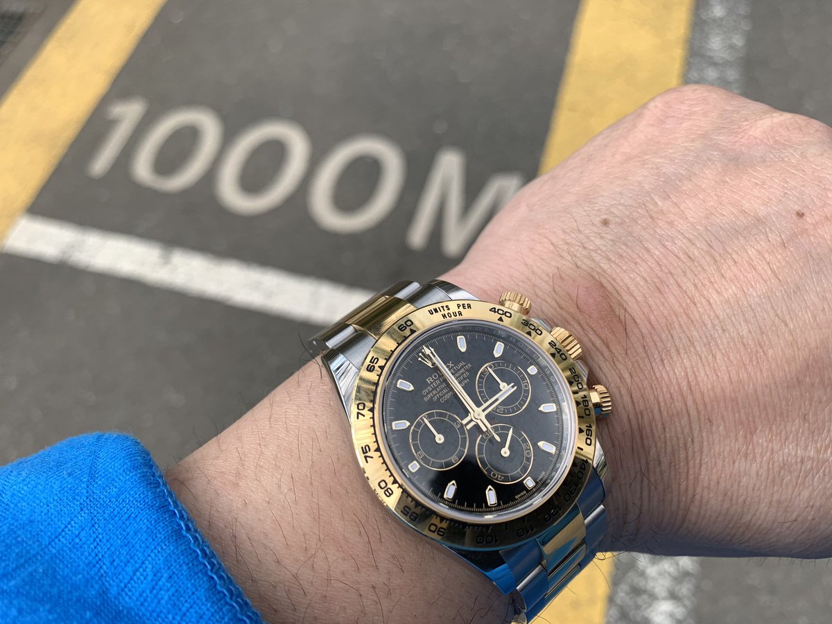 abusan01's tweet image. 駒沢公園ジョグDaytonaのタキメーター使えるんかな？
100メートルランをDaytonaのタキメーター使えるか遊んでみた😁
スタートして、100メートルでストップして130と140の間を秒針が指してる１キロの１０分の１の100メートルなので13.5キロって結果でした!あってるのかな？？