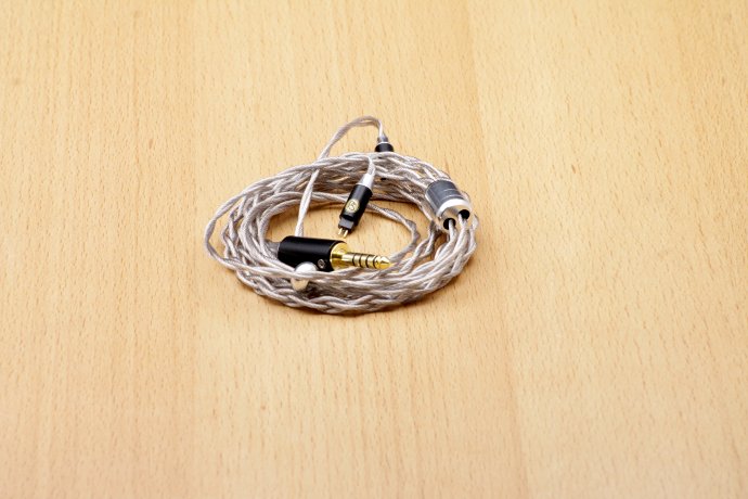 headfonia's tweet photo. -> @plussoundaudio has been silently developing a new cable for their eighth anniversary: The Palladium Plated Hybrid. 

The full review, now on Headfonia! 

https://t.co/jKrqhyWSMV

#headfonia #headfi #audiophile #review #audio #plussound #palladiumplatedhybrid https://t.co/zcaJX6hLGr