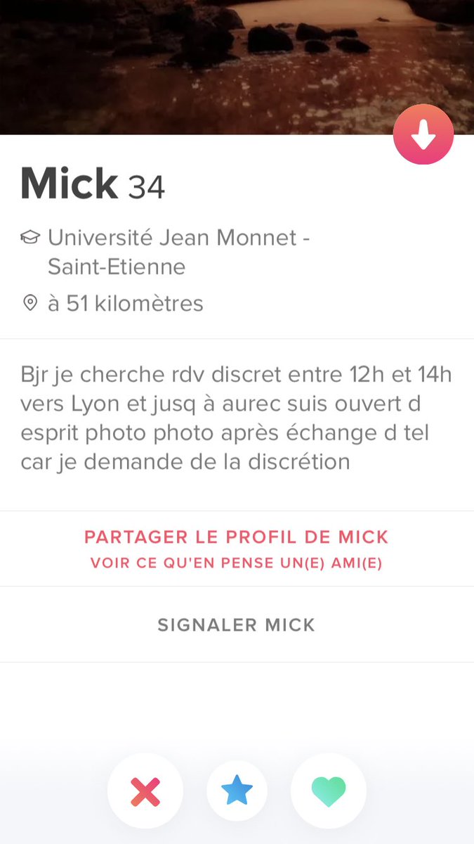 Moi: Je voudrais pour une fois être le premier choix d’un mec.Tinder: Hold my fucking beer.