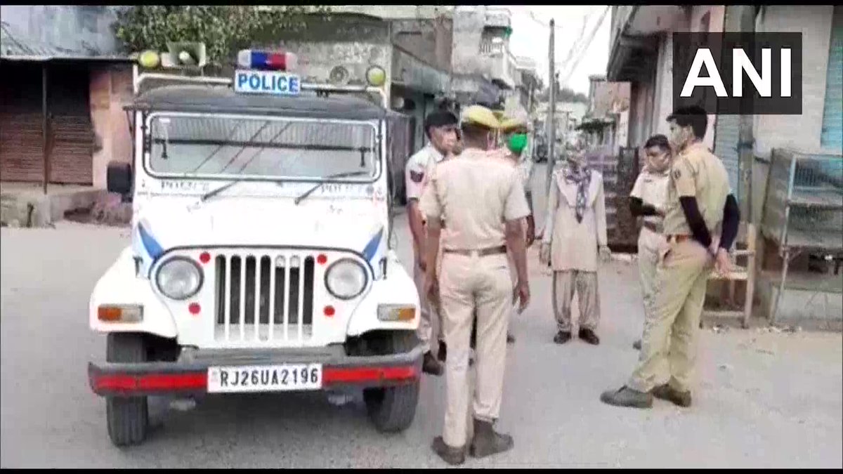 ANI's tweet photo. Rajasthan: Three police personnel injured after they were attacked while patrolling in Tonk today. Vipin Sharma, Additional SP says, "police party was attacked in 'Kasaai mohalla'. We have brought some people for interrogation, investigation underway".  #CoronaLockdown https://t.co/qdGULRzr3N
