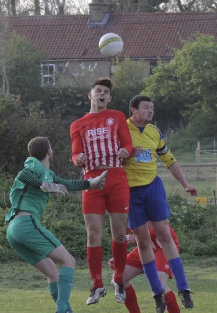 ReffleyFCAdults's tweet photo. Thanks for the nomination @snettisham_fc 
Tag 5 teams. Once nominated you have 24 hours to post a photo or donate to charity. As it turns out there’s none from this season so we’ll relieve the glory days 
Over to you @denver_fc @AfcLynn @MulbartonFC @WisbechStMaryFC @FCBarcelona https://t.co/XiRUCOLI0K