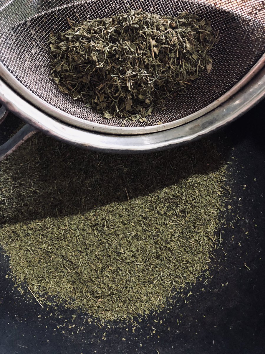 How to store store-bought kasturi methi? Crisp it up in the oven and then sieve it for longer shelf life and enhanced flavor  #ChefHacks #IndianCuisine #IndianFood #IndianChefs #ChefsOfTwitter