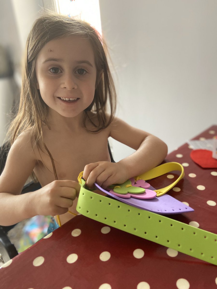 Claire downs tweet media