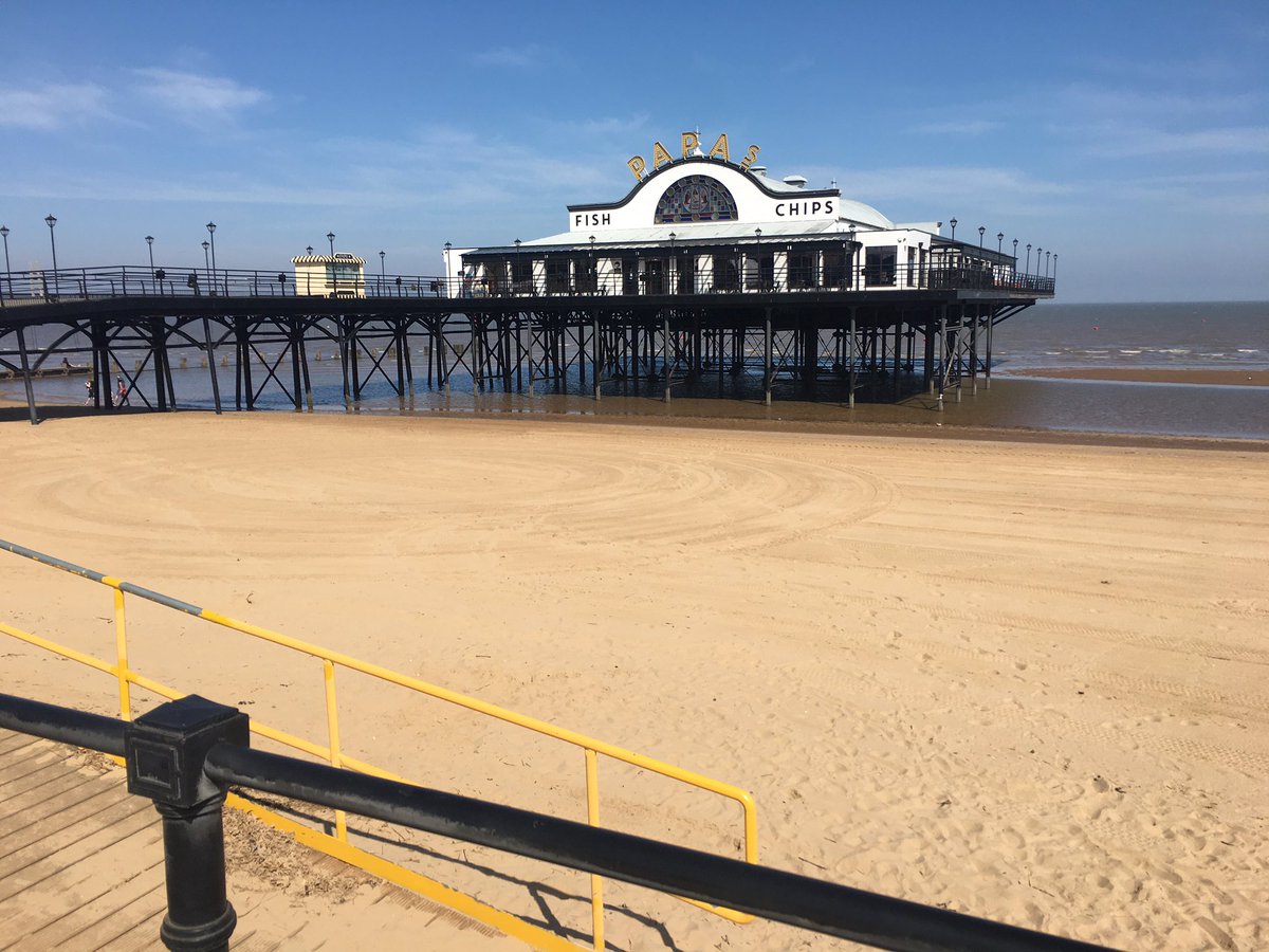 LPP2014's tweet photo. @piersmorgan Piers this was Cleethorpes at 1330 yesterday. Half term week and glorious weather. That video from Westminster has now got people up here saying ‘what’s the point’ and it’s hard to disagree. Ridiculous of them to do that last night in London https://t.co/lk8cbh3vX7
