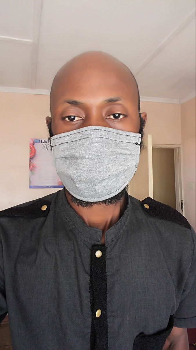 houseofmutu's tweet photo. Let's all join hands and fight this Covid19
Practice personal hygien all the time
#LOCKDOWNZIM🇿🇼
#ShutDownCOVID19
#StayHome
#PPE
#wear Mask
#mutuMask
@HouseOfmutu.zw
@Umceco.tv
#SuiteNo.1
#UmcecoWayaWaya https://t.co/fzRsG8MEAW