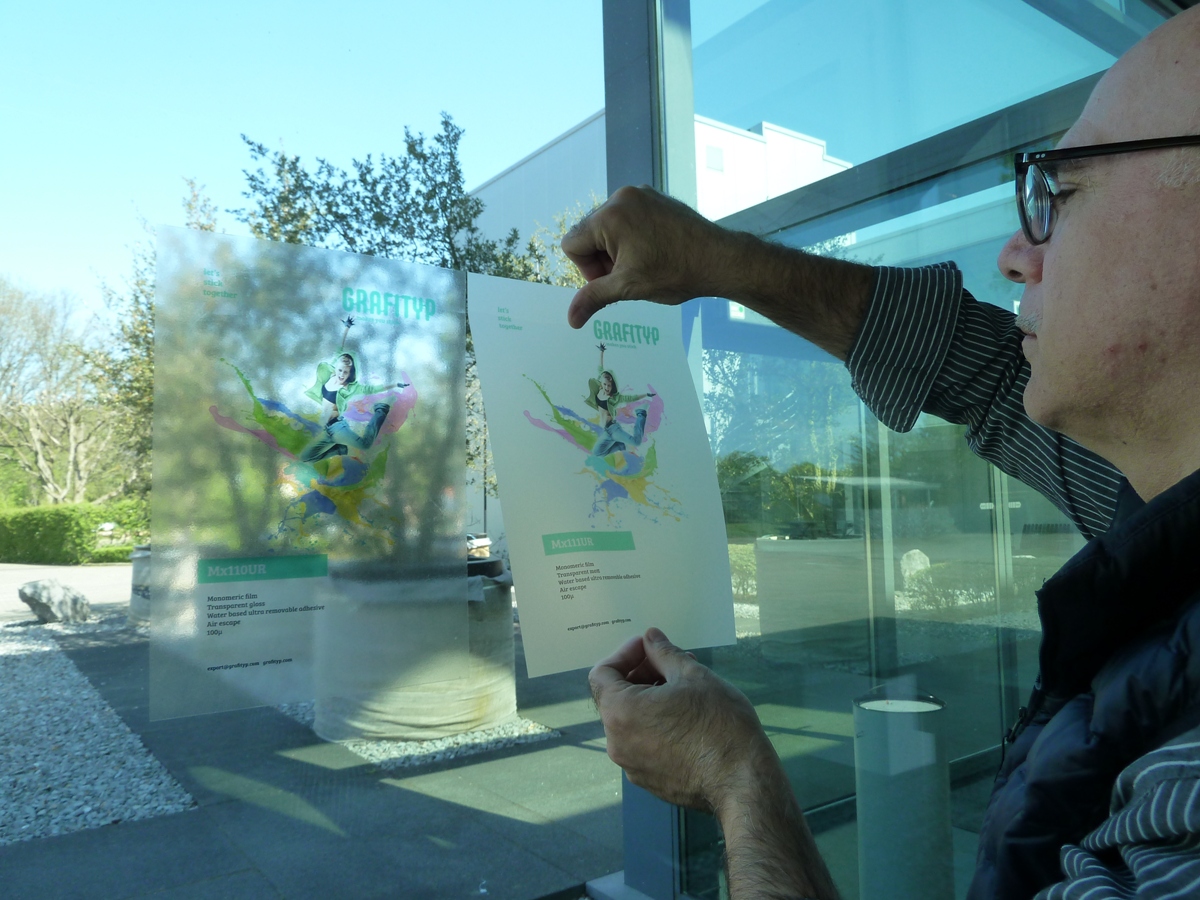 Discover our new monomeric 100µm transparent air escape films with ultra-removable adhesive, that anybody can apply without air bubbles!

Mx110UR (glossy) and Mx111UR (matt) are meant for indoor and short-term outdoor use on windows and doors.

For more: grafityp.com