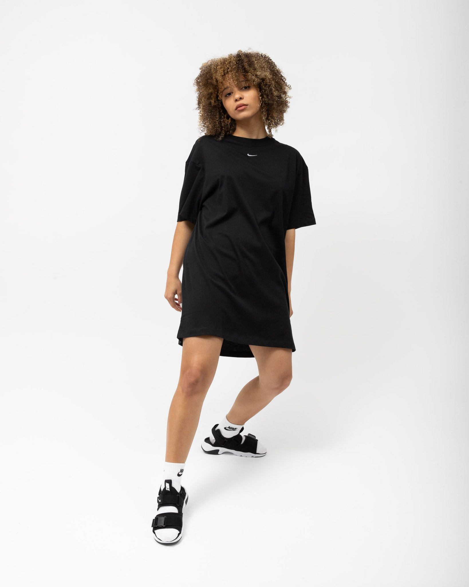 nike wmns canyon sandal
