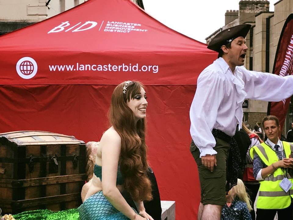 ProGazebos's tweet image. When @Lancaster_BID needed 2 branded gazebos, they chose Mayflower Marquees to produce them.

Super strong 💪🏻 #commercial grade shelters perfect for public #events, food stalls, info points &amp;amp; #popup shops!

We can provide mock ups of your new gazebo now!
mayflowermarquees.co.uk