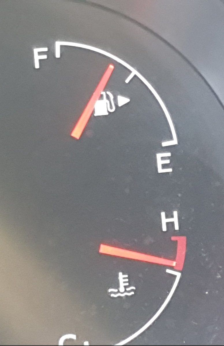 R3tr0Kami's tweet photo. When your car is to hot to handle. Radiator, pump and thermostat changed and this is the thanks I get? https://t.co/3tPkW5zikK
