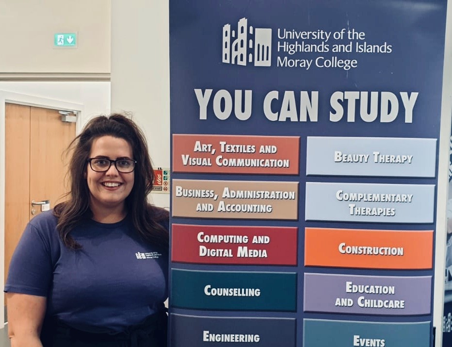 UHIMoray's tweet photo. Are you thinking about applying for one of our #STEM courses starting this September? Leigh ๐ will be answering your questions on Twitter between 2pm-4pm today!
DM us with your questions!
#ChooseMoray #STEMtakeover #FindYourFuture #ThinkUHI https://t.co/rd7Vr1QoID