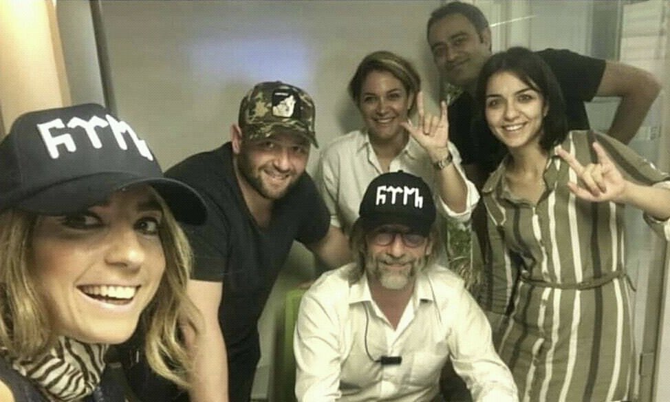 Şu ekibin ilaç bulacağına inanan var mı hakkaten soruyorum ? ))) #ercumentovali