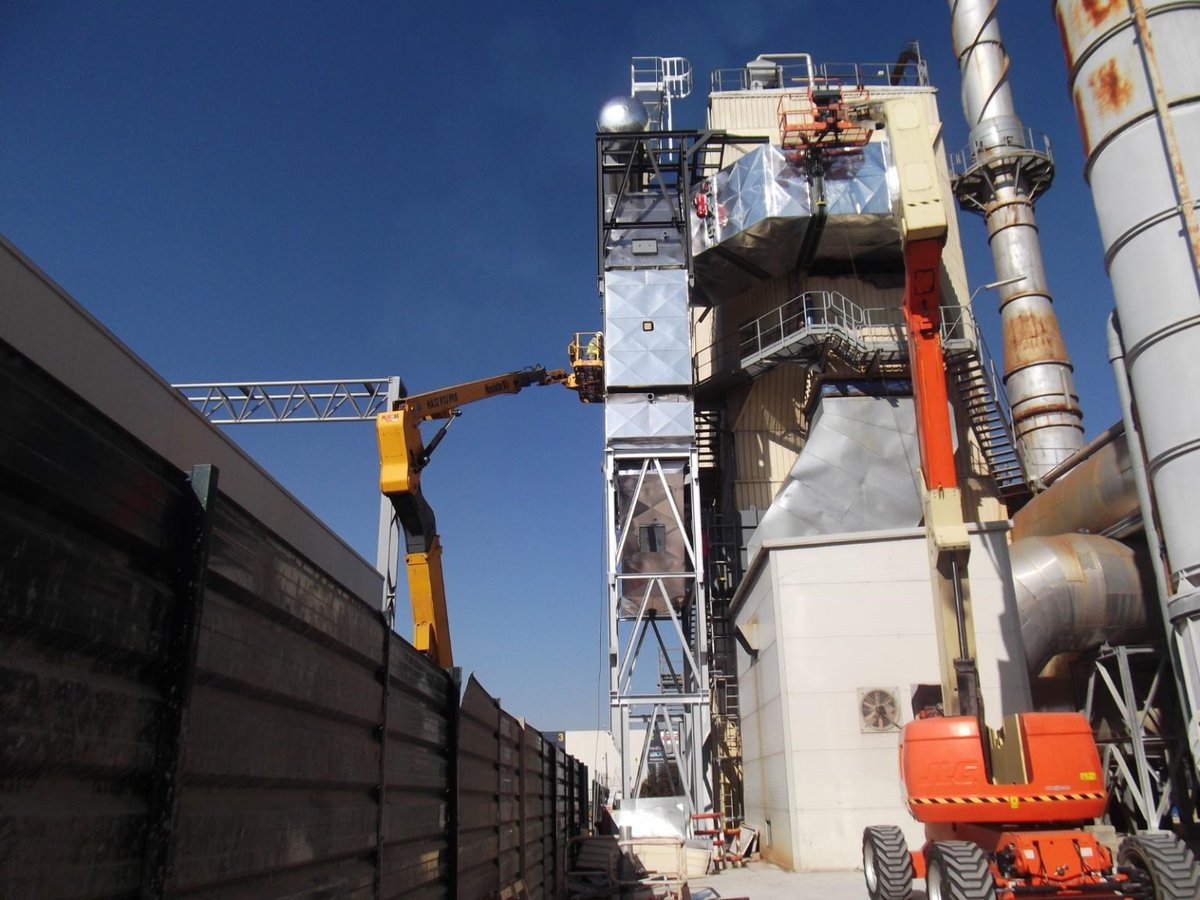 Sistema de recuperación de energía Verallia-Mahou San Miguel en #Burgos. Trabajando por el #MedioAmbiente, la industria sostenible y aprovechar energías residuales.

#seguimosavanzando #EstoNOtienequePARAR #JuntosLoConseguiremos

fricaltec.com/proyectos/recu…