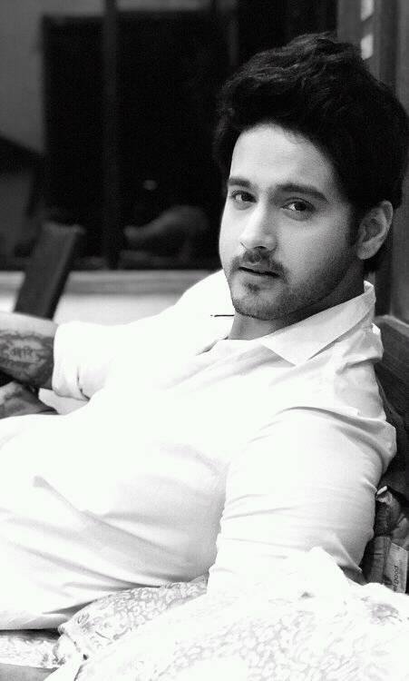 Yash Dasgupta - Twinkle And Akshay Are Married Nusrat And I Are Not