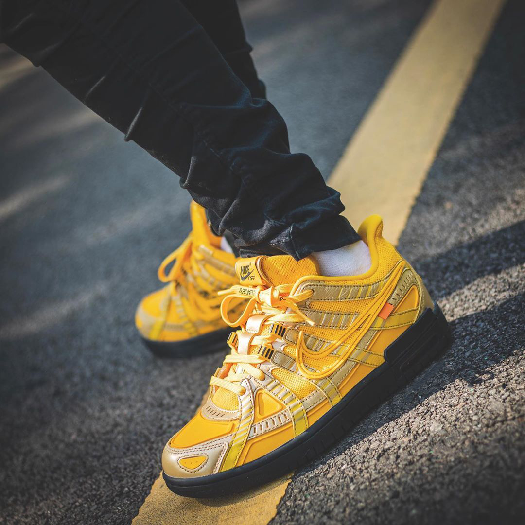 undefeated dunks yellow laces