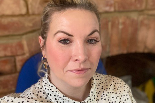 RoadRunnerIns's tweet photo. Road Runner director Louise has been with us for 14 years, supporting thousands of #motortraders!

"My key focus as leader of the team is to ensure we continuously meet the customer’s needs whether it be when they have a query, renew their #insurance policy or just want a chat." https://t.co/sah04UvNlG