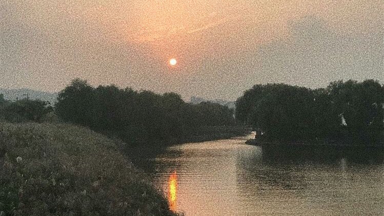 sozmuhendisi's tweet photo. Sabahattin Ali çok fazla beklenti  içinde olmamayı şöyle anlatıyordu bize.. “Bu hayatta mutlu olmanın yolu, beklentiyi düşük tutmaktır. Yoksa kanatlarından vurulmuş kuşa dönersin.” https://t.co/oCSqrWROgR