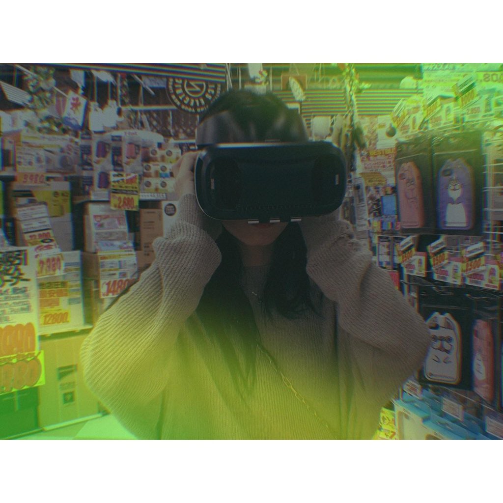 📸