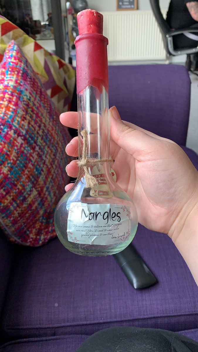 CassTonks's tweet photo. @geekgearuk Sorry to break it to you but MASSIVE error in your Luna box. Nargles are not invisible and you don’t need Spectrespecs to see them...that was Wrackspurts. Think I’ll have to DIY this bottle 🥴 https://t.co/ROeNRUE8JG
