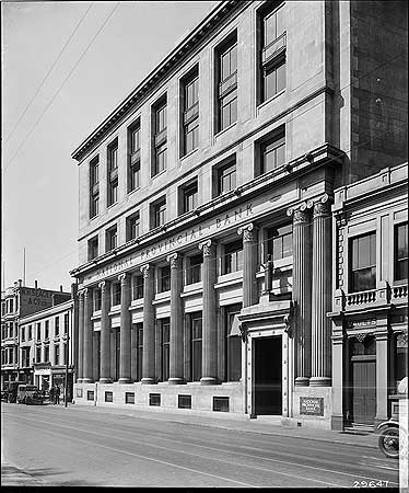propertyindexco's tweet photo. #FeatureFriday
Our flagship #development Portland House is a Grade II listed building in the heart of Cardiff Bay. A multi-functional venue that’s steeped in #history.
We've kept all original features, meaning the building is enriched with character.

#PropertyIndex #Cardiff https://t.co/xKFhGMThZa