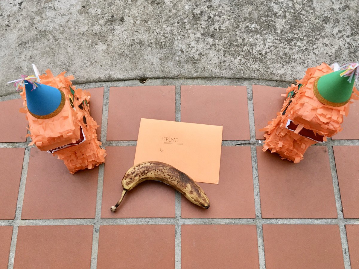 DayLabUAB's tweet photo. My lab knows I dislike celebrating my birthday, so they make a big deal of it every year - apparently even in a pandemic. Happy to be able to share science and life with these awesome people @Jtuscher @coreygduke @ZipperlyM @NancyGallus @R_Phillips_3 @AllieNilsen and others! https://t.co/YS7QFTG7DI