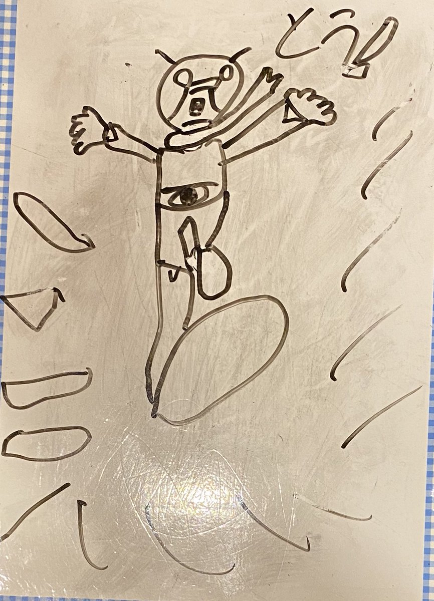 息子氏
昼から描く仮面ライダー描いてたwww
ライダーキックしてるwww 