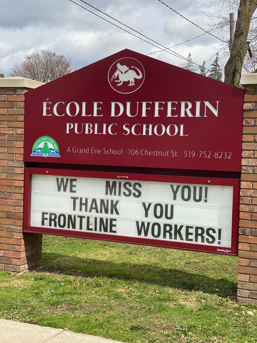 GEDSB's tweet image. We&apos;re incredibly grateful to the front-line and essential workers across the Grand Erie region for their hard work and dedication! Thank you! #FrontlineFriday #HealthcareHeroes #GEBeWell