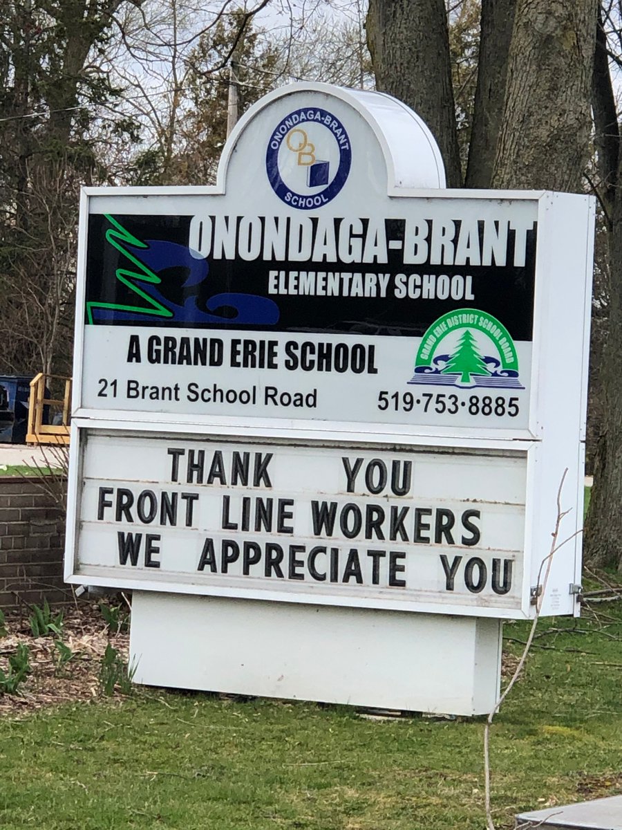 GEDSB's tweet image. We&apos;re incredibly grateful to the front-line and essential workers across the Grand Erie region for their hard work and dedication! Thank you! #FrontlineFriday #HealthcareHeroes #GEBeWell