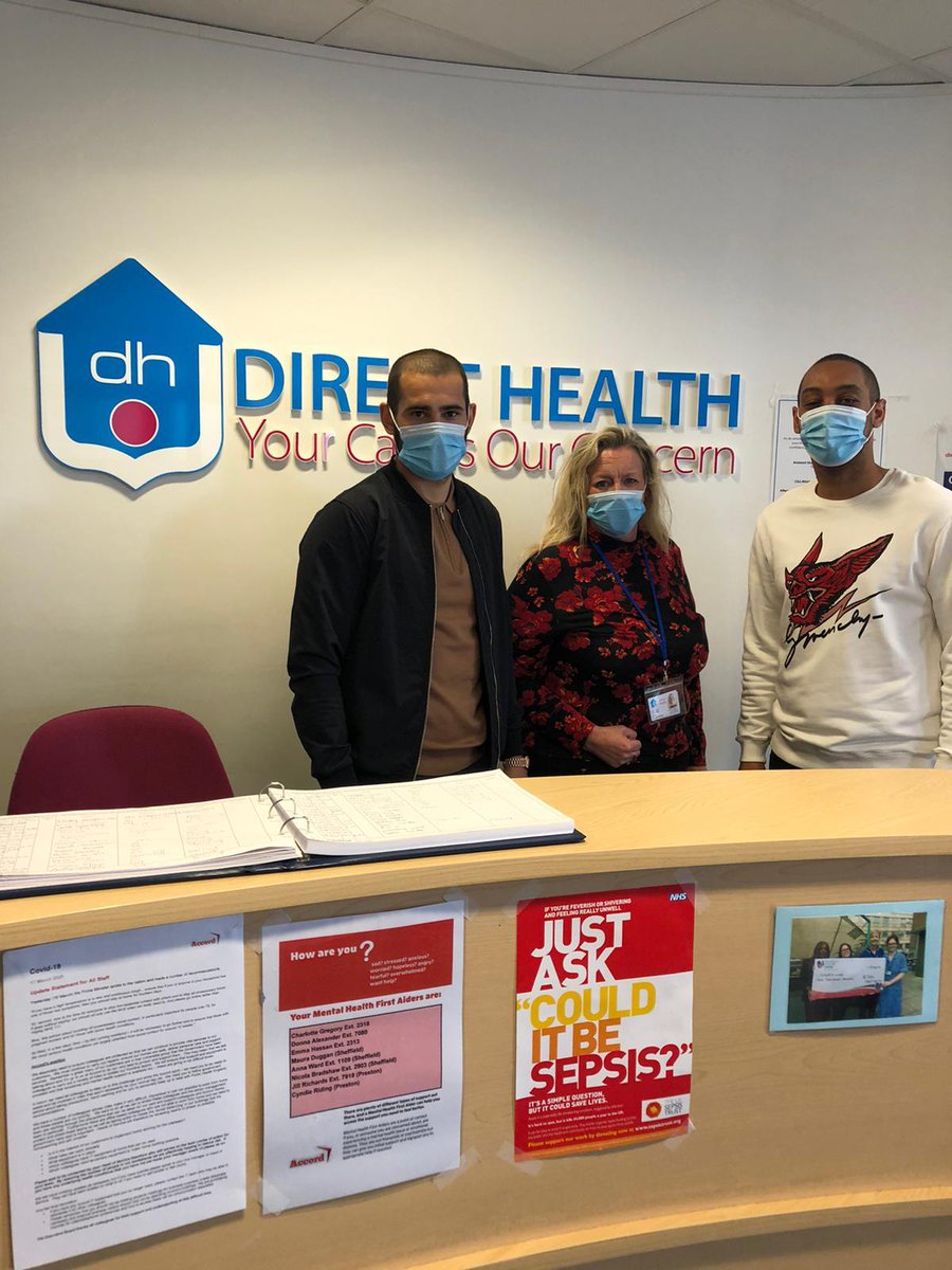 💙 Johnno delivers PPE to frontline staff

👏 The #Rovers midfielder is working with Dexter Blackstock to support care homes and hospices.

Read more: ➡️ bit.ly/3bity5u

🔵⚪️