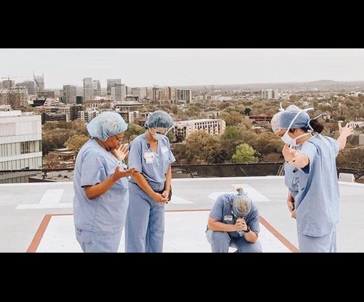 Ratools247's tweet image. Thank you to all those helping us get through this difficult time. So encouraging to see people breaking down barriers to do good!  Photo credit Fox News (some pics)
.
.
#swat #police #tacticalbreaching #tactical #tacticalbreaching #military #entrytools #forcibleentry