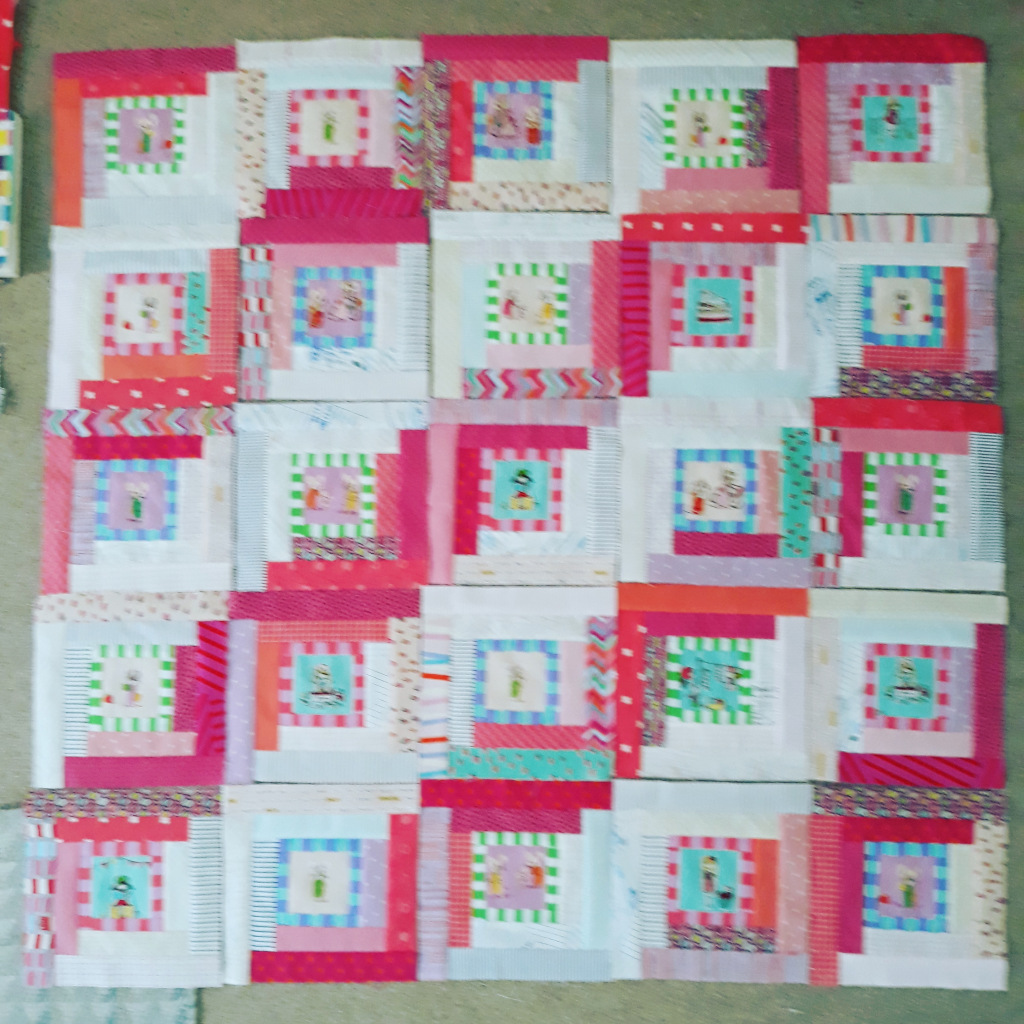 MandyMunroe1's tweet photo. Trixie Log Cabin Quilt https://t.co/KMMhWP7yeG https://t.co/KgeVjlNU1m