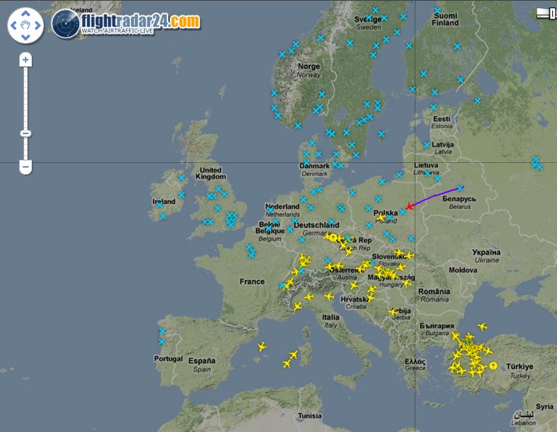 flightradar24's tweet photo. Ten years ago this week the eruption of Eyjafjallajökull closed northern European and transatlantic airspace. It also introduced a young Flightradar24 to the world. We look back on that turbulent week 10 years ago. https://t.co/ptnKSaX318 https://t.co/a1mwf2hduD