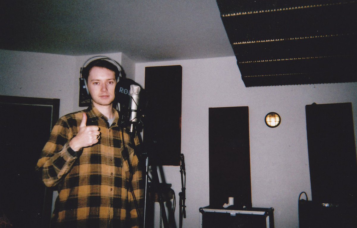 Abstract Typography tweet media