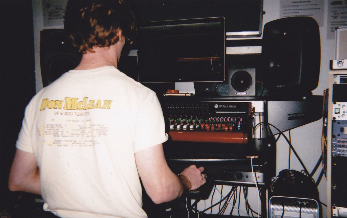 After a brief eternity away, our new single RISK is now streaming on Bandcamp! (Link in bio).

Recorded by Tom Hunt and mixed by Ben Turner, Risk features Matt Day on drums, Sydney Bull on Rhodes and Matthew Teal on backing vox. Massive thanks to them all! Staircase Wit next.