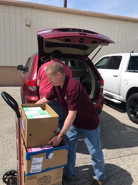FHFitnessCenter's tweet photo. A HUGE Thank You to Able Paper & Janitorial Supply for running a promotion allowing us to deliver 205 boxes of medical gloves to Franciscan Health Munster (@MyFranciscan) yesterday! Thank you! #HometownHeroes #WEKNOWCOMMUNITY #HealthcareHeroes #FranciscanHealthFitnessCenters https://t.co/spOr0O9CXE