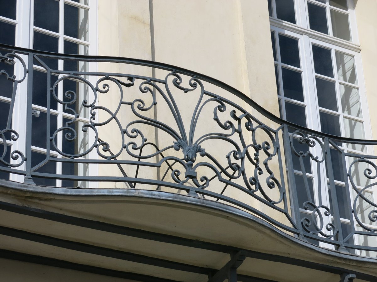 [#COVID19] 57 % des Français ont fait évoluer leur projet #immobilier suite à la #pandémie, selon une étude du groupe Capelli avec l’institut <a href="/pollandroll/">poll&roll</a> >> bit.ly/3bhtfb7